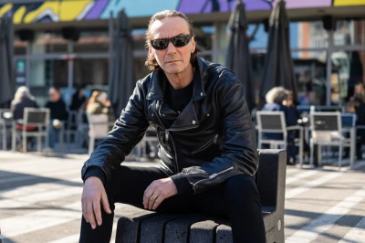 news-details